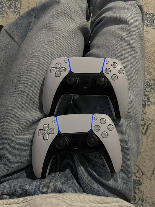 Продам джойстики от PS5
