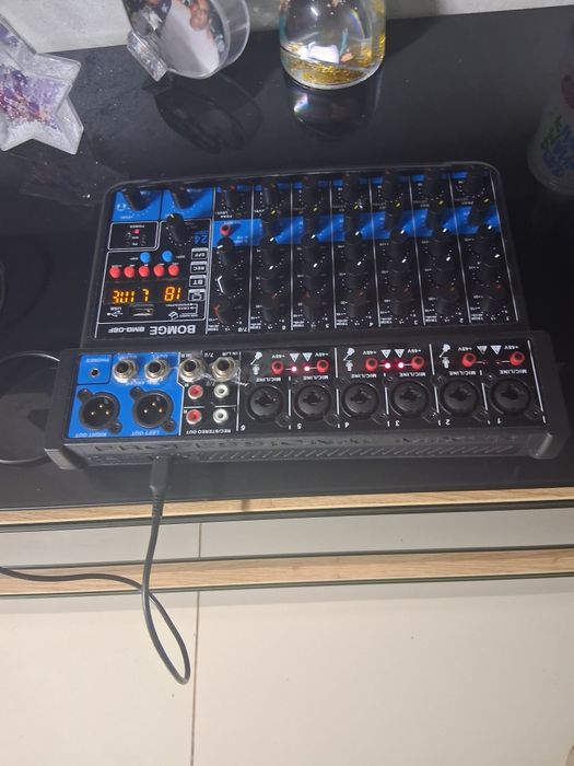 Vând mixer profesional an stare bună