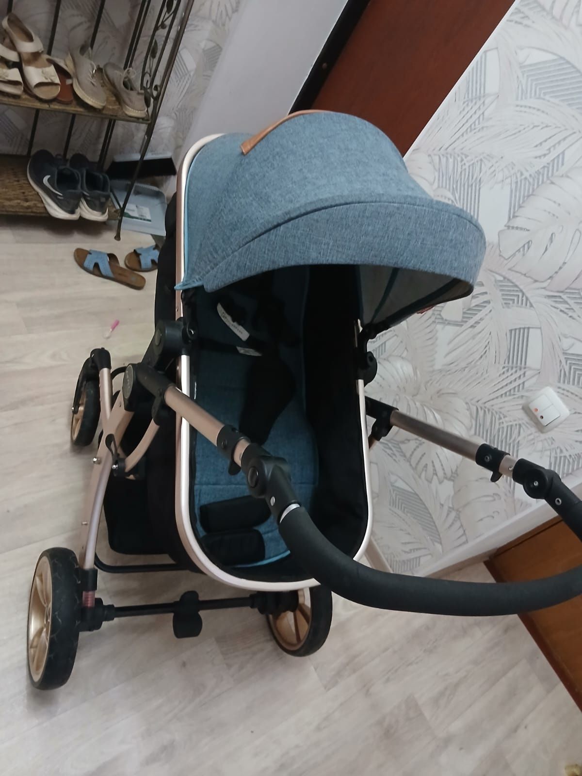 Продам коляску детскую