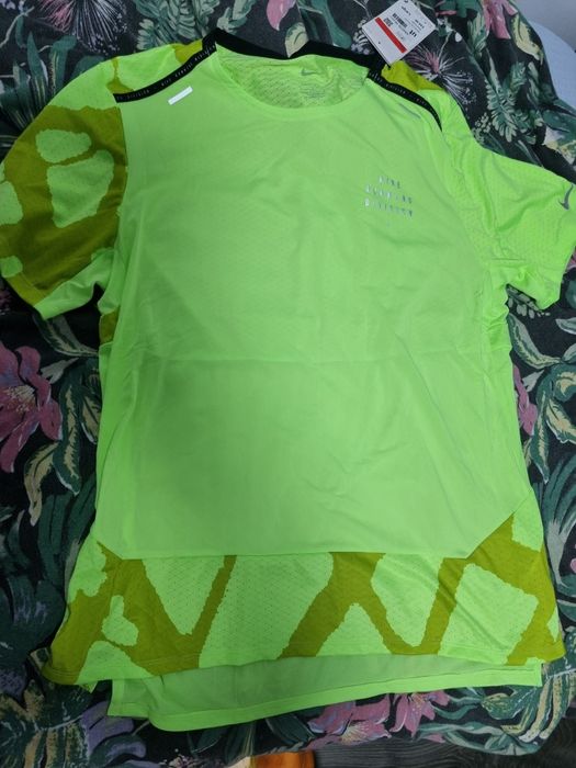 Tricou Nike nou, L