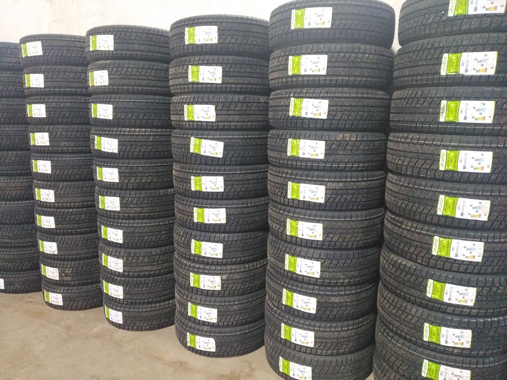 Rapid 215 /60R17