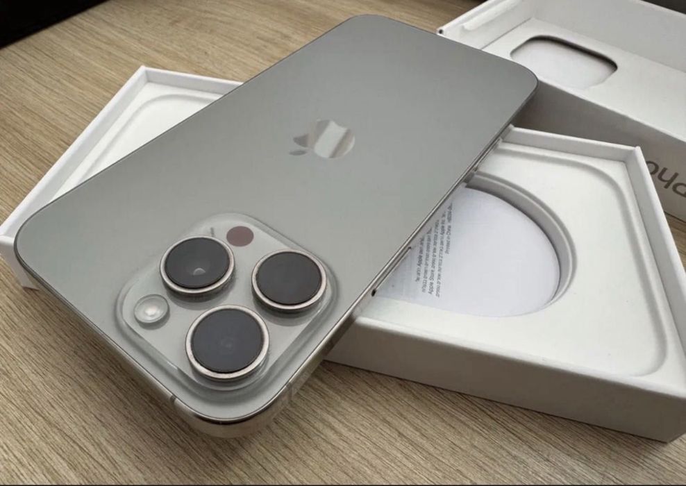 Vand Iphone 16 Pro Max Titanium 256 GB Impecabil Fullbox !!