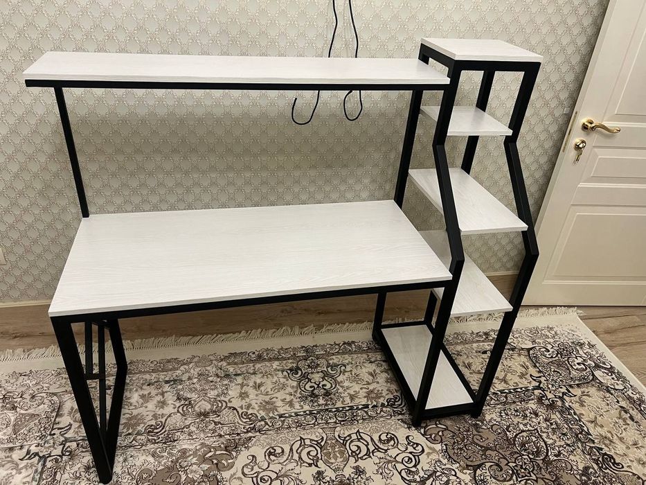 Loft stolИгровой компьютерный стол парта stol
Парта
Stol
Стол для граф