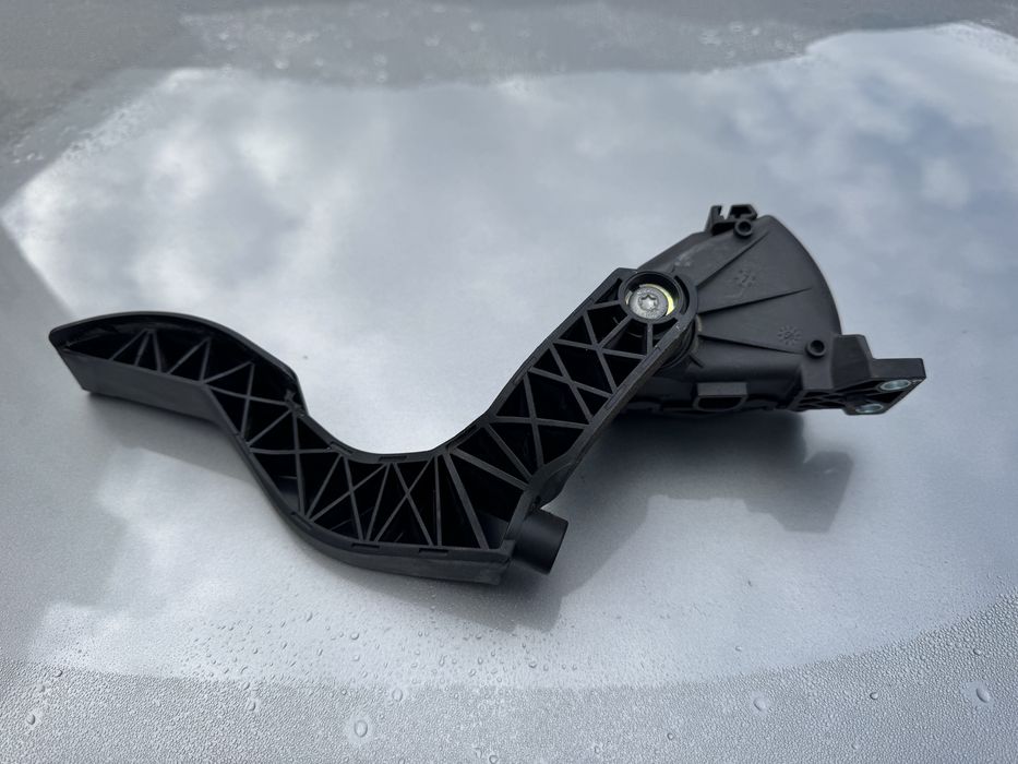 Педал за газта! Ауди а4б6 1.9 131к.с.