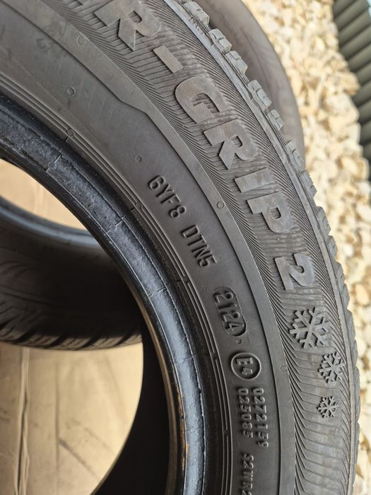 Vând cauciucuri 185/60/14 M+S 2 buc imp Germania//Dot 2024// Semperit