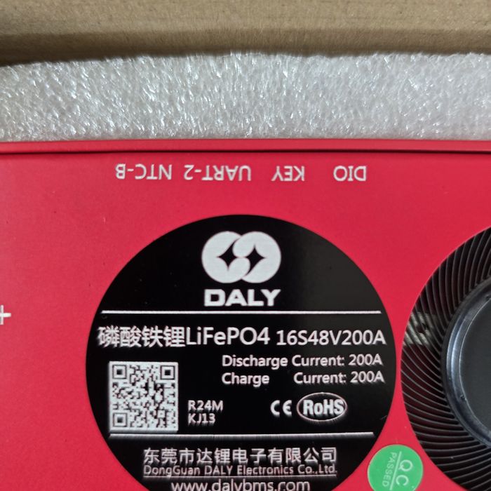Daly BMS 16S48V200A + Display
