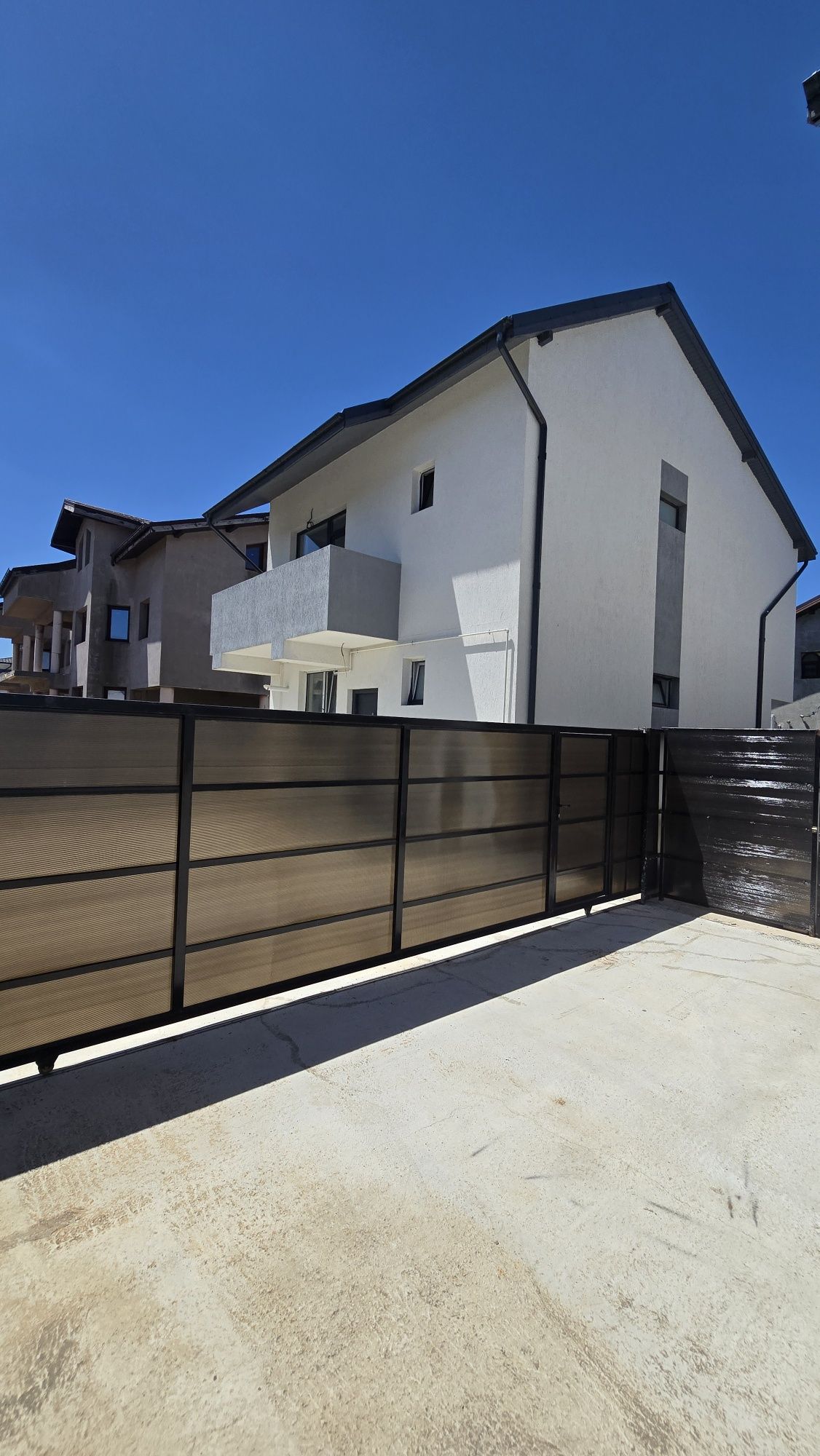 Casa noua individuala cu etaj - 3 dormitoare