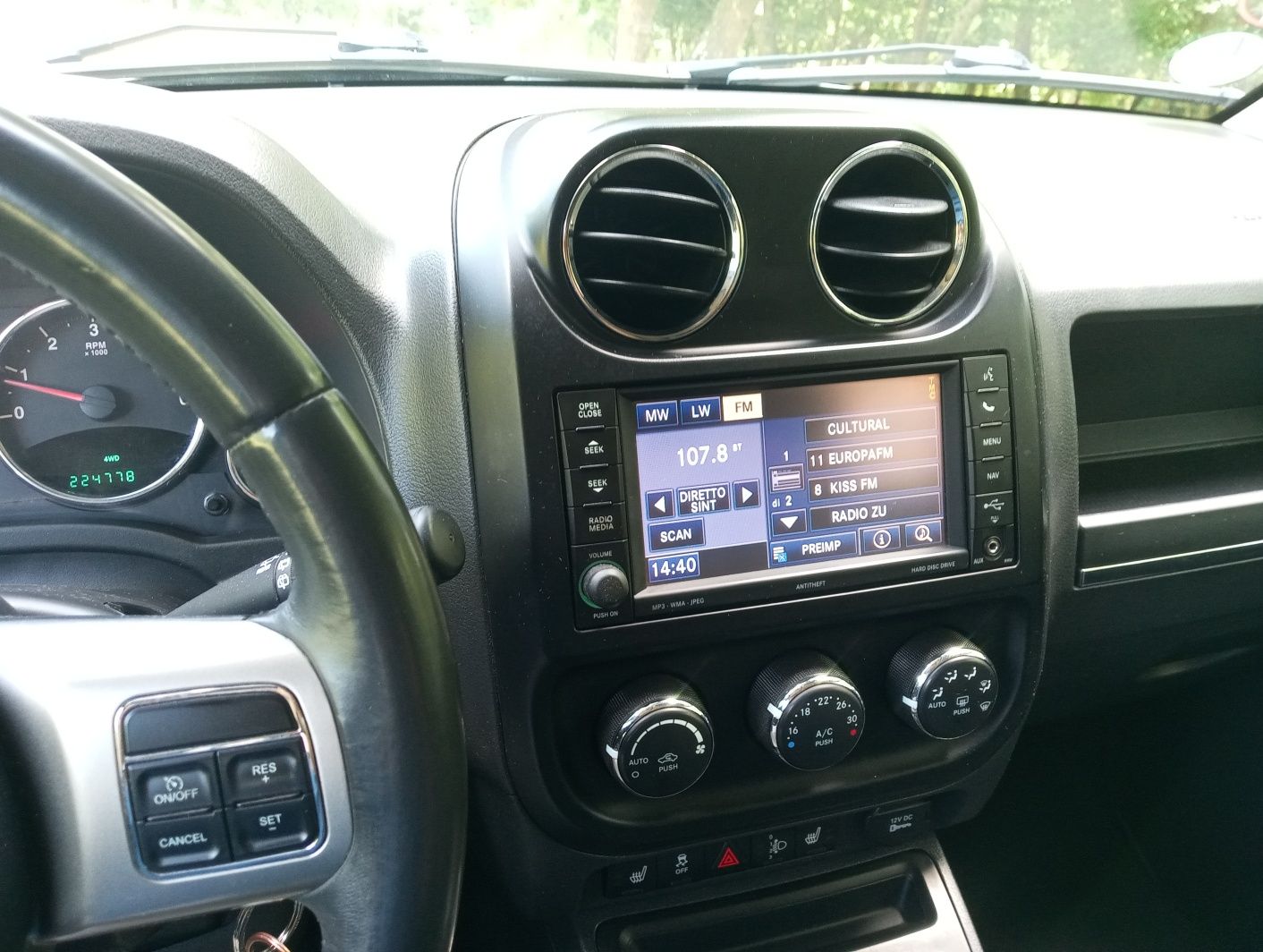 Jeep Compass 2.2 diesel, 2012, full option