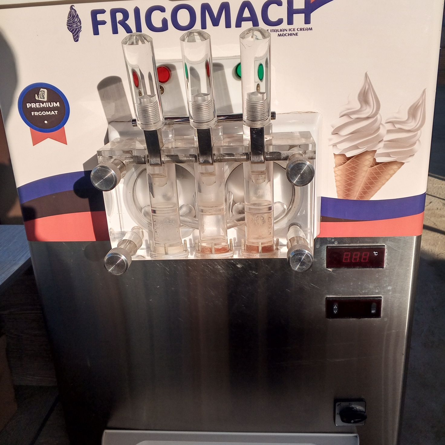 Frigomach apparati 3 xil turda muzqaymoq quyadi