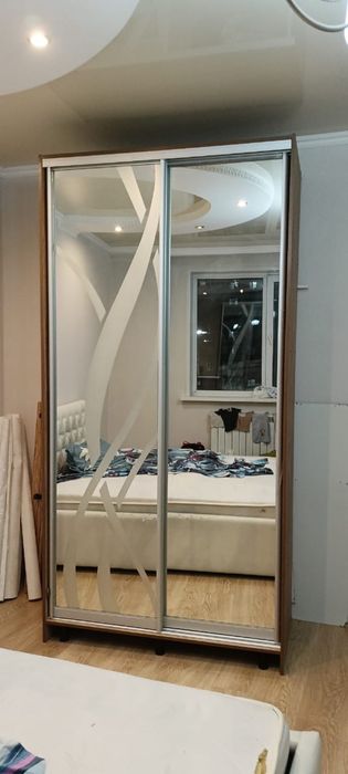 Срочно продам шкаф