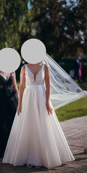 Vand rochie de mireasa by Natalia Vasiliev