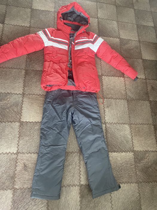 Лыжный костюм,пуховики