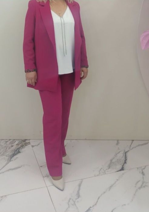 Шикарный женский брючный костюм двойка оригинал