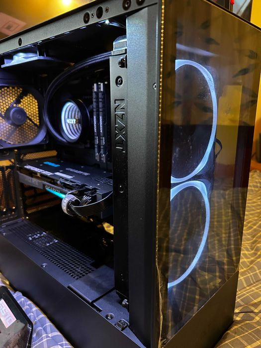 Геймърски i9 11900K/RTX 3070/32gb рам/Nvme+hdd 3,5tb/NZXT Top RGB