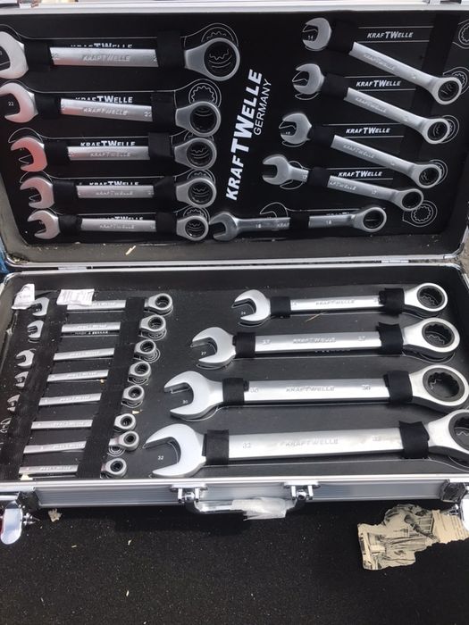 Звездогаечни ключове с третчотка KraftWelle от 6мм до 32мм 22 части -