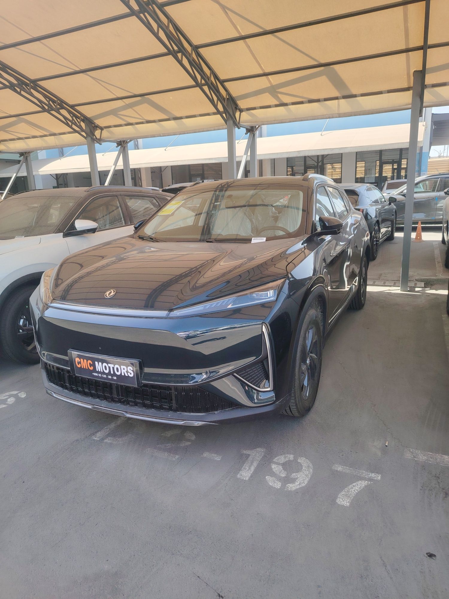 Dongfeng Aelus L7 сотувда бор ок ранг в клра ранг