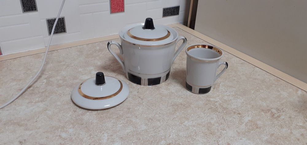 Городницкий ФЗ СССР. В добор! Сахарница, чашечка кофейная и крышка