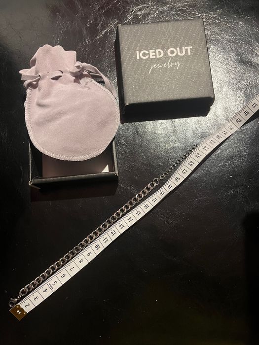 Мъжка гривна на ICEDOUT