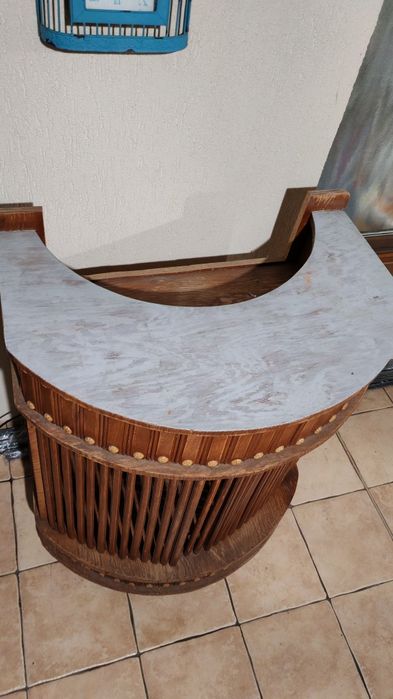 Bar lemn masiv sau corp depozitare