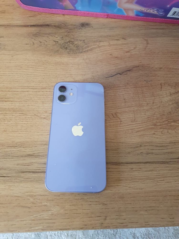 Продам IPHONE  12