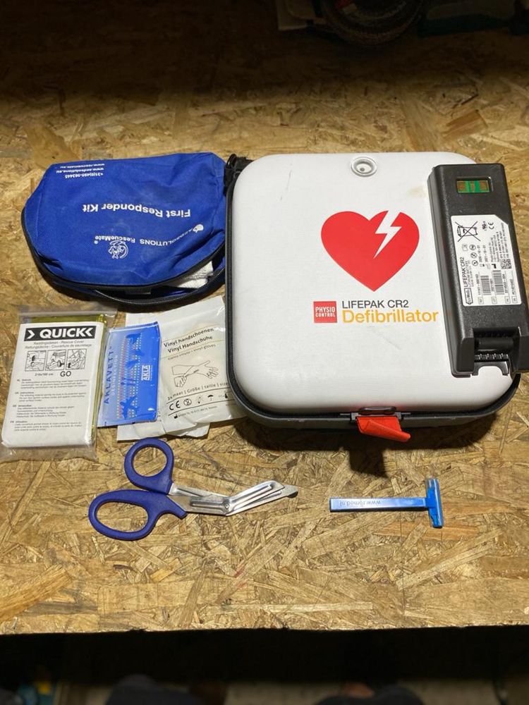 Defibrilator lifepak cr2