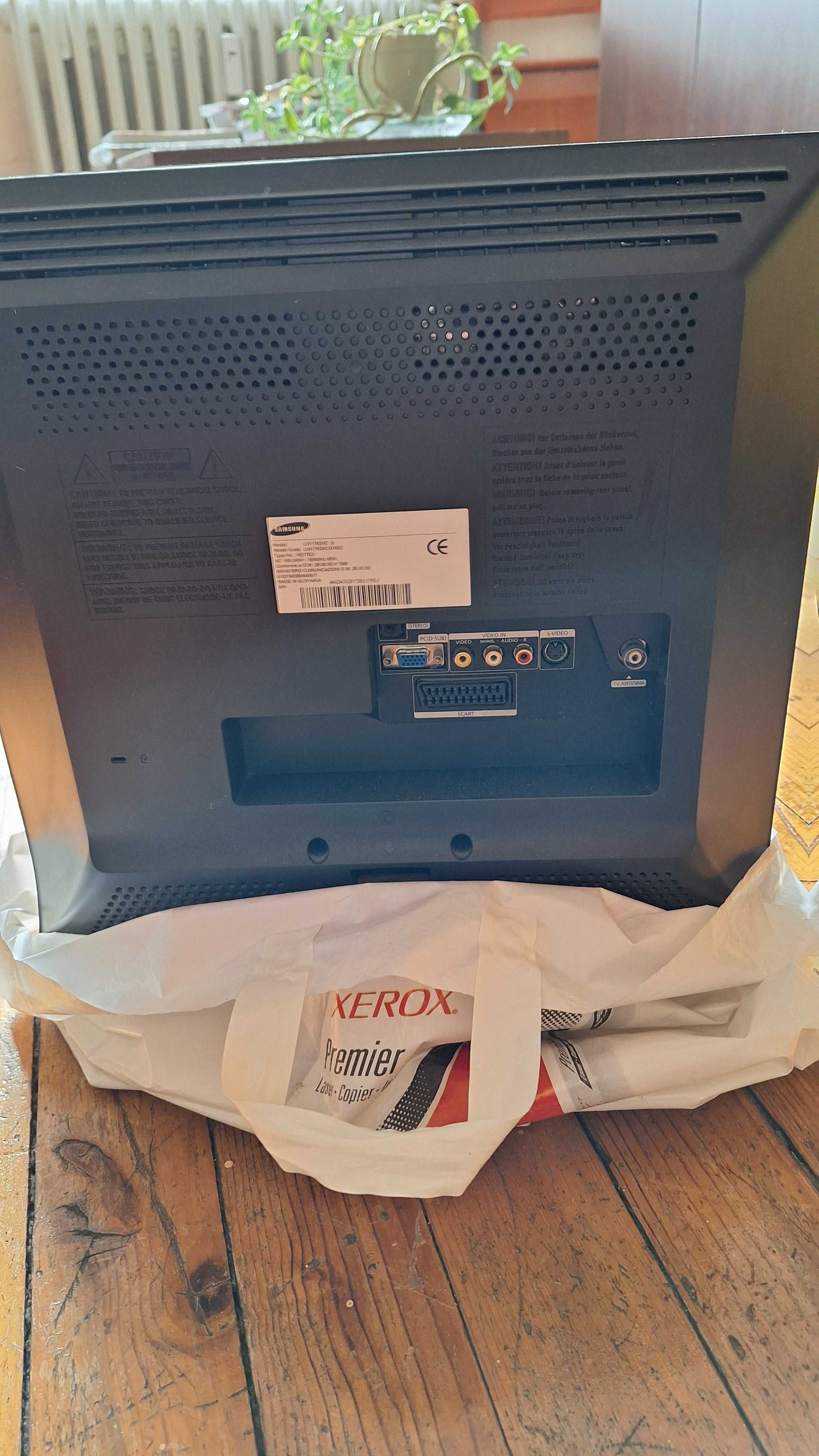 Monitor/TV Samsung 17inch