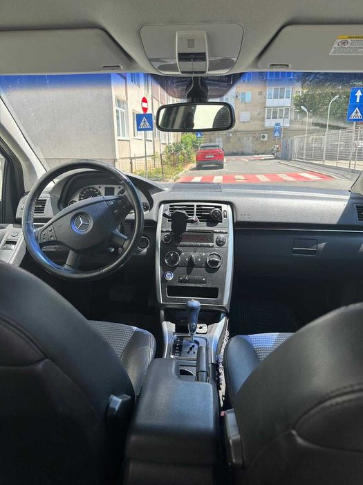 Vând Mercedes B-Klasse, 1.7 benzină, 2006, cu probleme/pt. dezmembrări