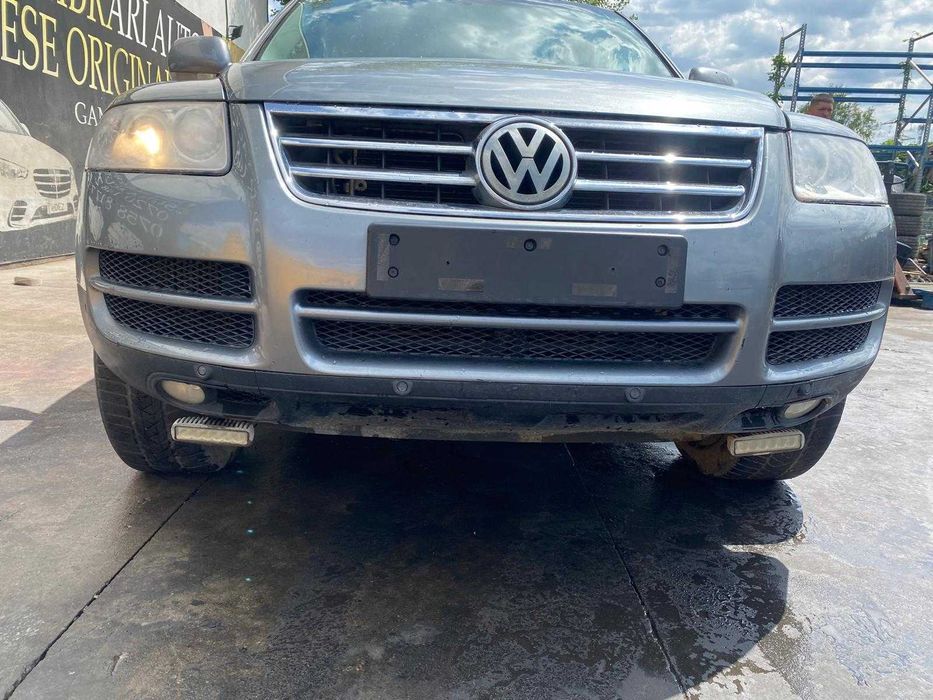 Dezmembtrez VW Touareg 3.0 BKS/bara Touareg/far xenon/stop/capota/grup