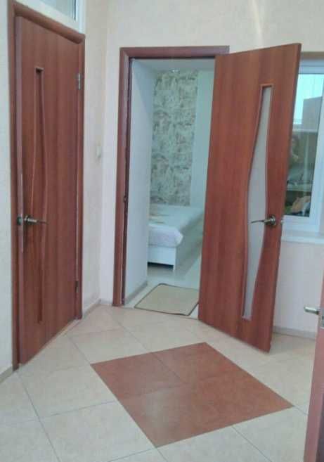 Дава се под наем Двустаен апартамент в Пловдив, Остромила - 65 кв.м за 270.3 € - Снимка #2