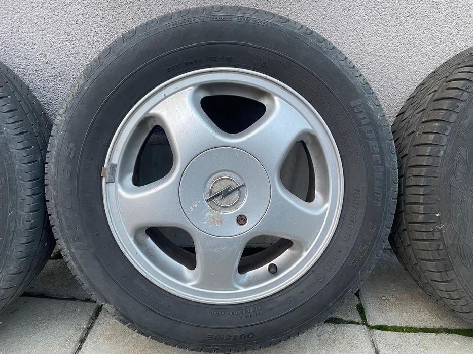 Джанти с летни гуми за Опел 15’