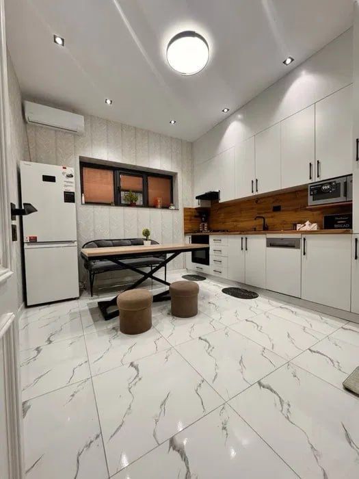 Продажа элитного дома в Сергелийском районе