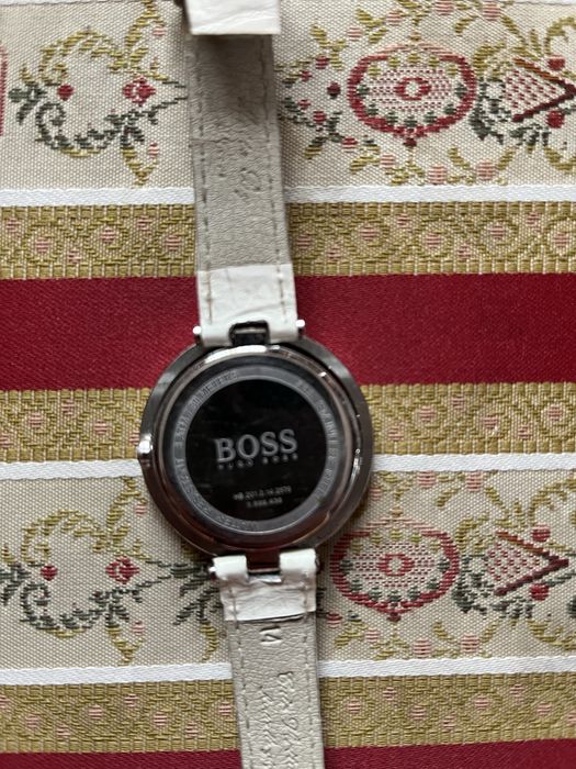 Часовник Boss