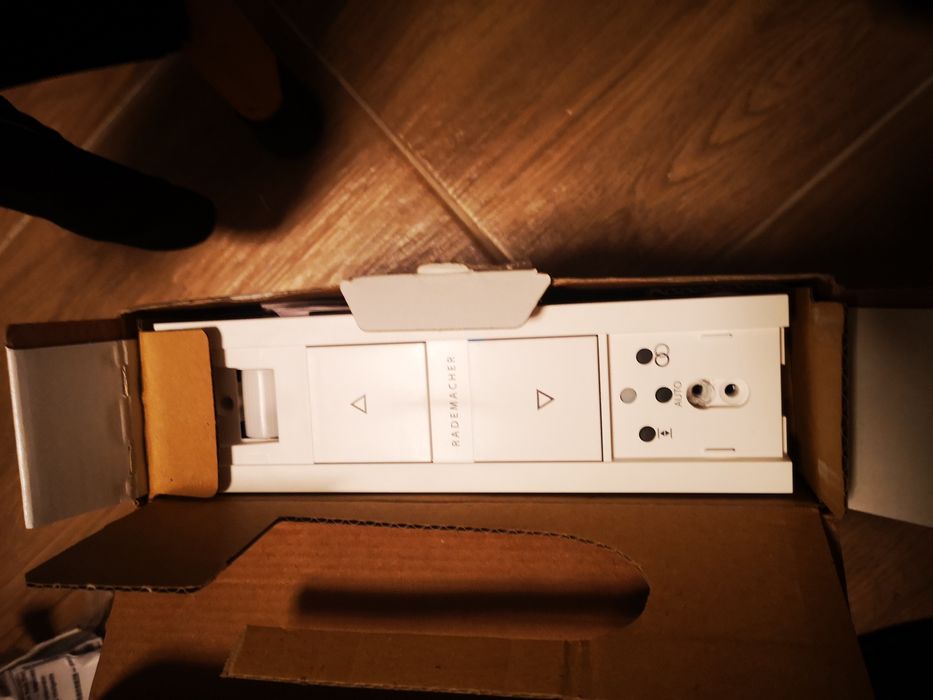 Jaluzele electrice Rademacher RolloTron 1200