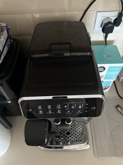 Espressor automat Philips cu extragarantie nou