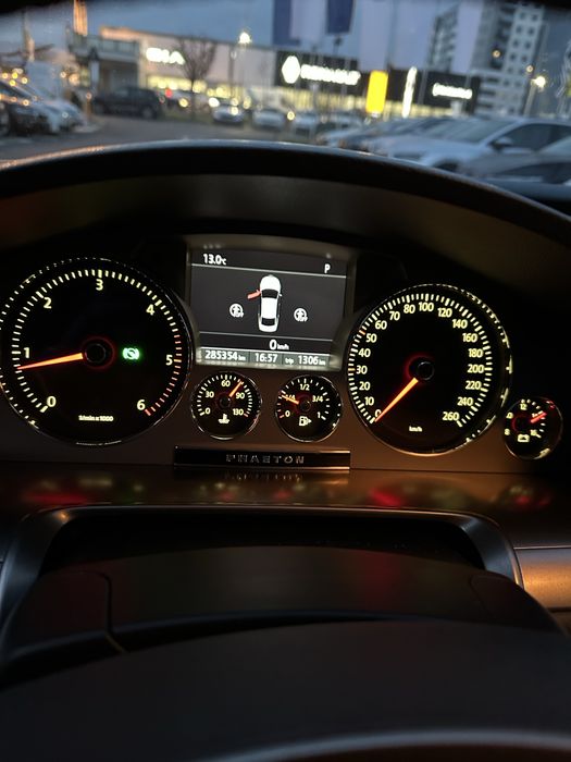 Vand Vw phaeton 2012 exclusive, proprietar