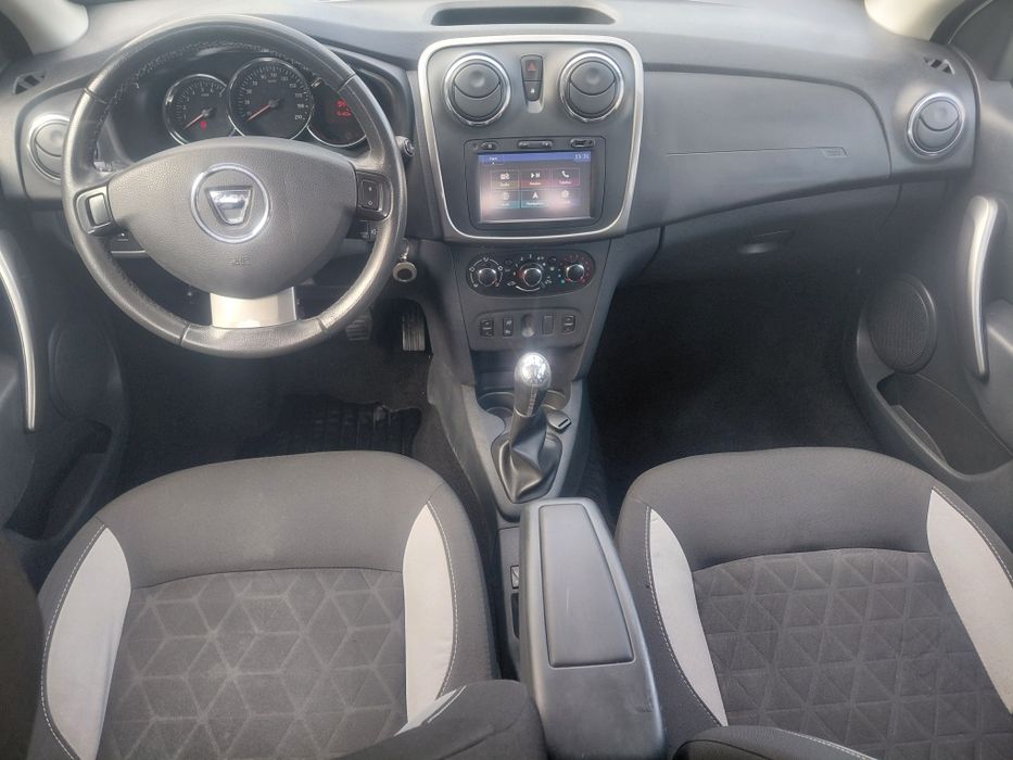 Dacia sandero stepway 900 motor an 2017 euro 6 Incalzire scaune  /Navi