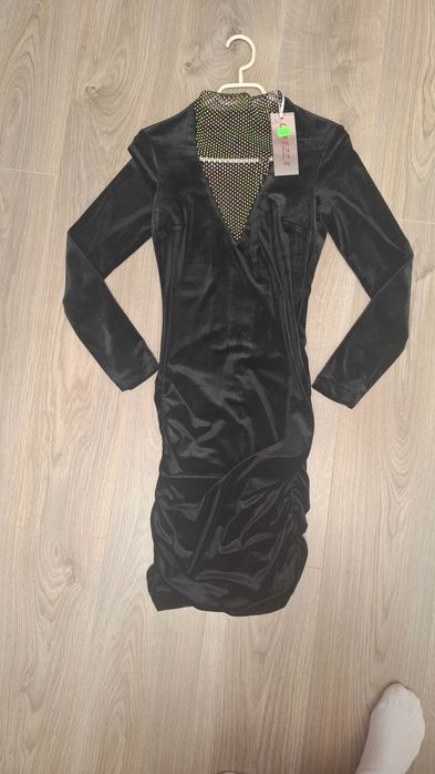 Rochie neagra elegantă