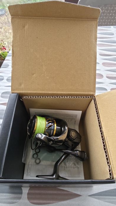 Mulineta Shimano Twin Power C2000S