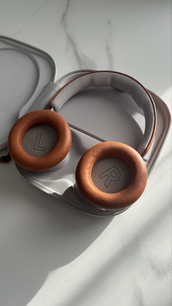 Слушалки  Bang and Oufsen BEOPLAY HX