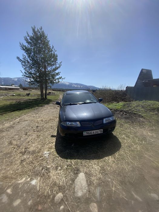 Продам Mitsubishi Carisma 1997 года