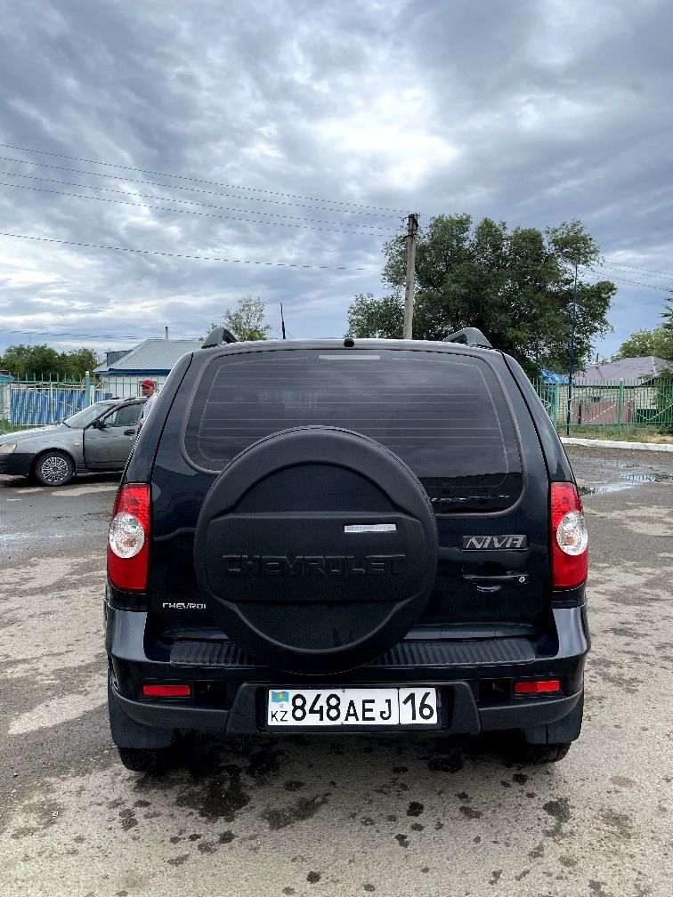 Продам Chevrolet Niva 2013.г