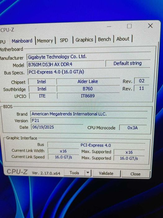 геймърски компютър – RTX 3060 Ti / i5-12600K / 32GB RAM / 1TB NVMe