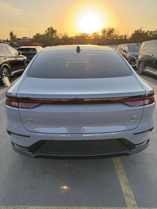 **Byd han 635 restayliing 2025 massaj xedap bor