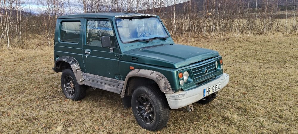 Vând Suzuki Samurai