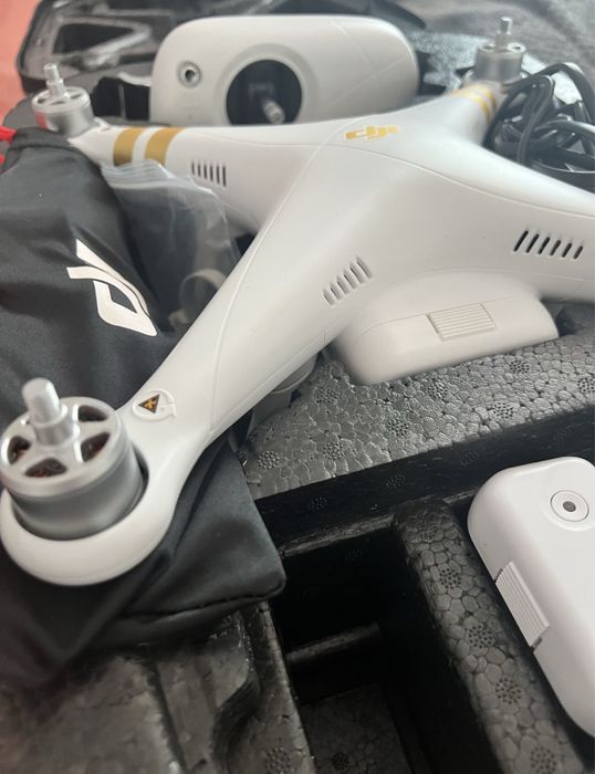 Drona profesionala Dji Phantom 3 SE