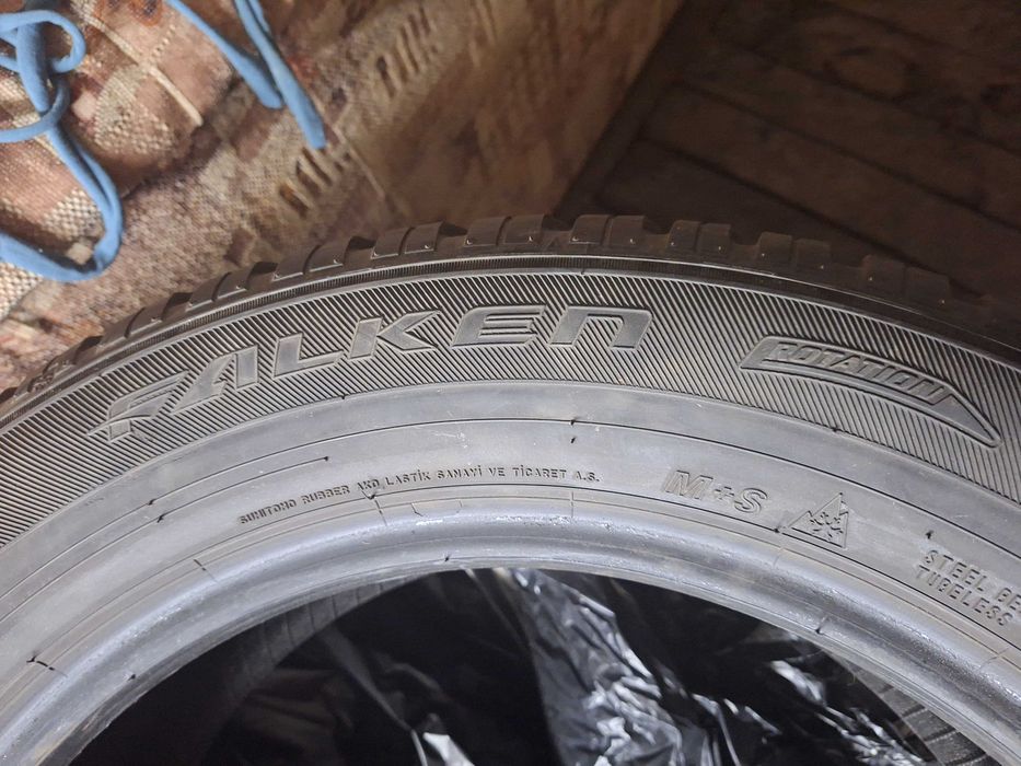 215 60 17, Зимни гуми FALKEN, 4 броя