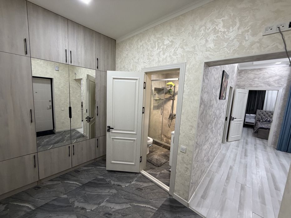 сдам квартиру на против торгового центра Сампи