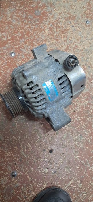 Генератор Тайота Тундра и LC100 и Lexus 470