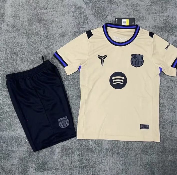 Echipament de fotbal , tricou + pantaloni Barcelona 25/26 pentru copii