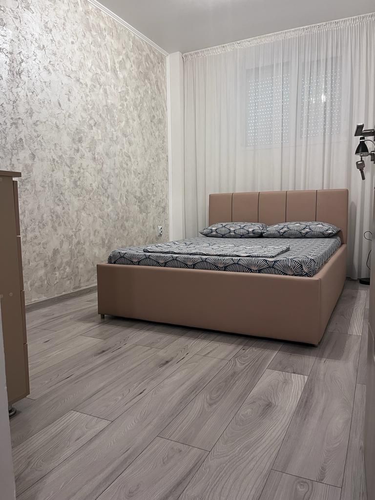 Apartament Lux 2 dormitoare decomandate + Living - Factura !